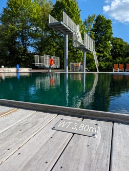 Sprungturm_Natursole-Freibad.jpg&nbsp;&copy;&nbsp;Stadt Bad Gandersheim